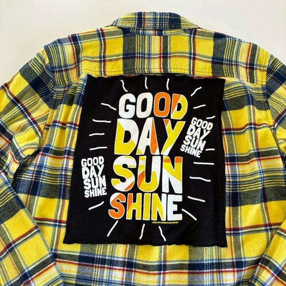Via Penny Lane Reworked Apparel The Beatles Good Day Sunshine Yellow Flannel - Picture 3 of 9